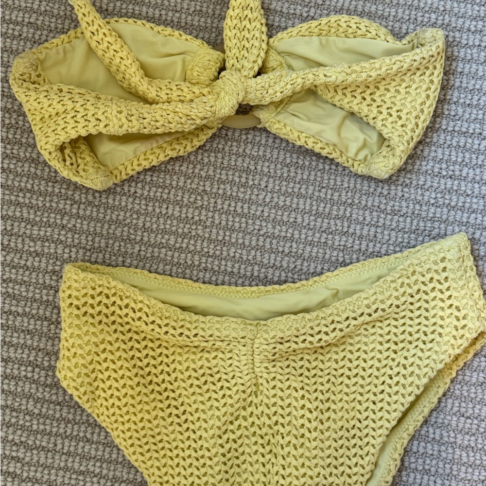 Montce Bikini View 3